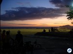 Pôr do sol na praia: prêmio para quem passou o dia todo pedalando