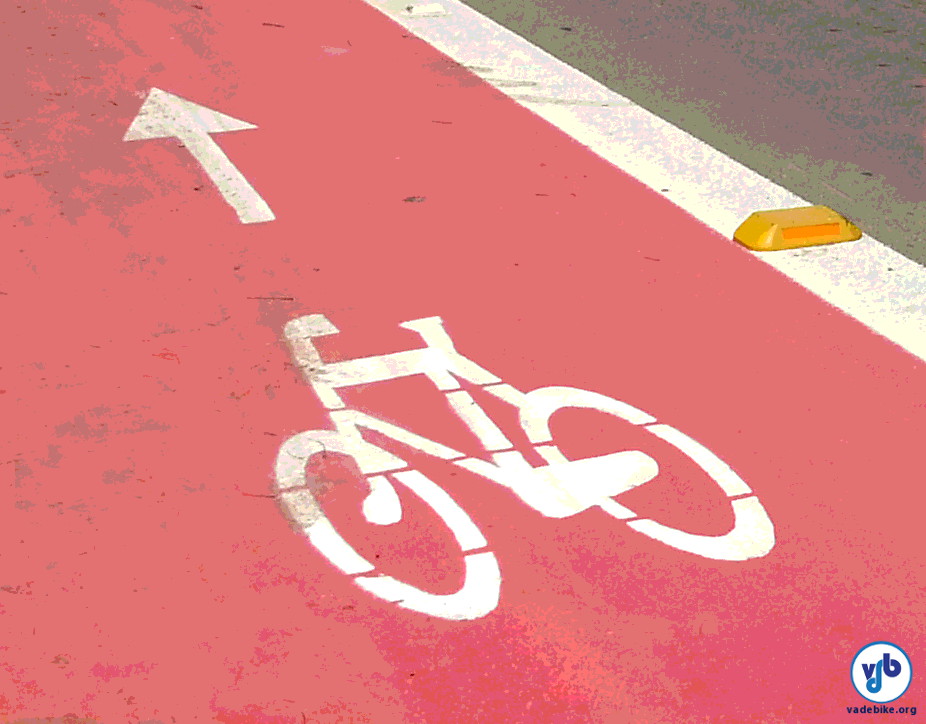 http://vadebike.org/wp-content/uploads/2014/09/pictograma-bicicletinha-ciclovia-posterized.jpg