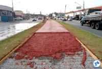 Concreto pigmentado foi utilizado na Ciclovia Pirajussara, na Av. Eliseu de Almeida. Foto: Willian Cruz