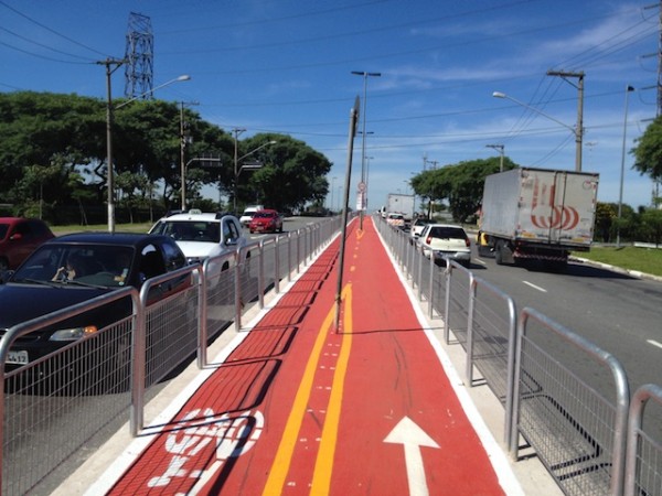 Infraestrutura possui 600 metros de comprimento e dá continuidade à ciclovia da avenida Guilherme Cotching.  Foto: Enzo Bertolini