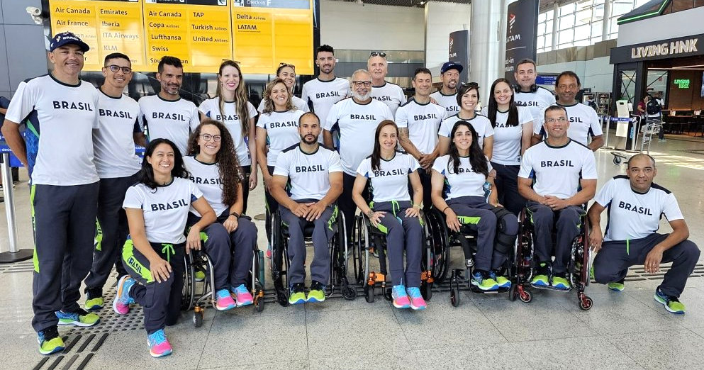 equipe brasileira de paraciclismo no parapan de santiago 2023