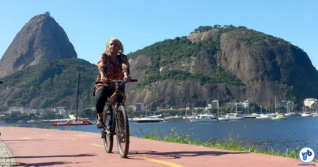 ciclista mulher ciclovia rio de janeiro